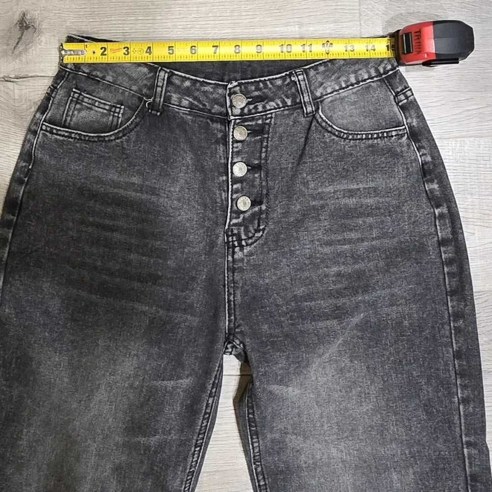 Women's High Rise Gray Jeans - Picture 3 of 3